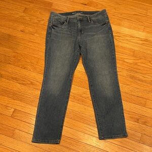 Old Navy Women's Straight Leg Jeans - Classic Blue